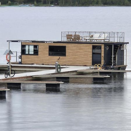 Domek Na Wodzie - Houseboat -Sauna, Taras Na Dachu, Dwie Sypialnie Mikołajki Екстериор снимка