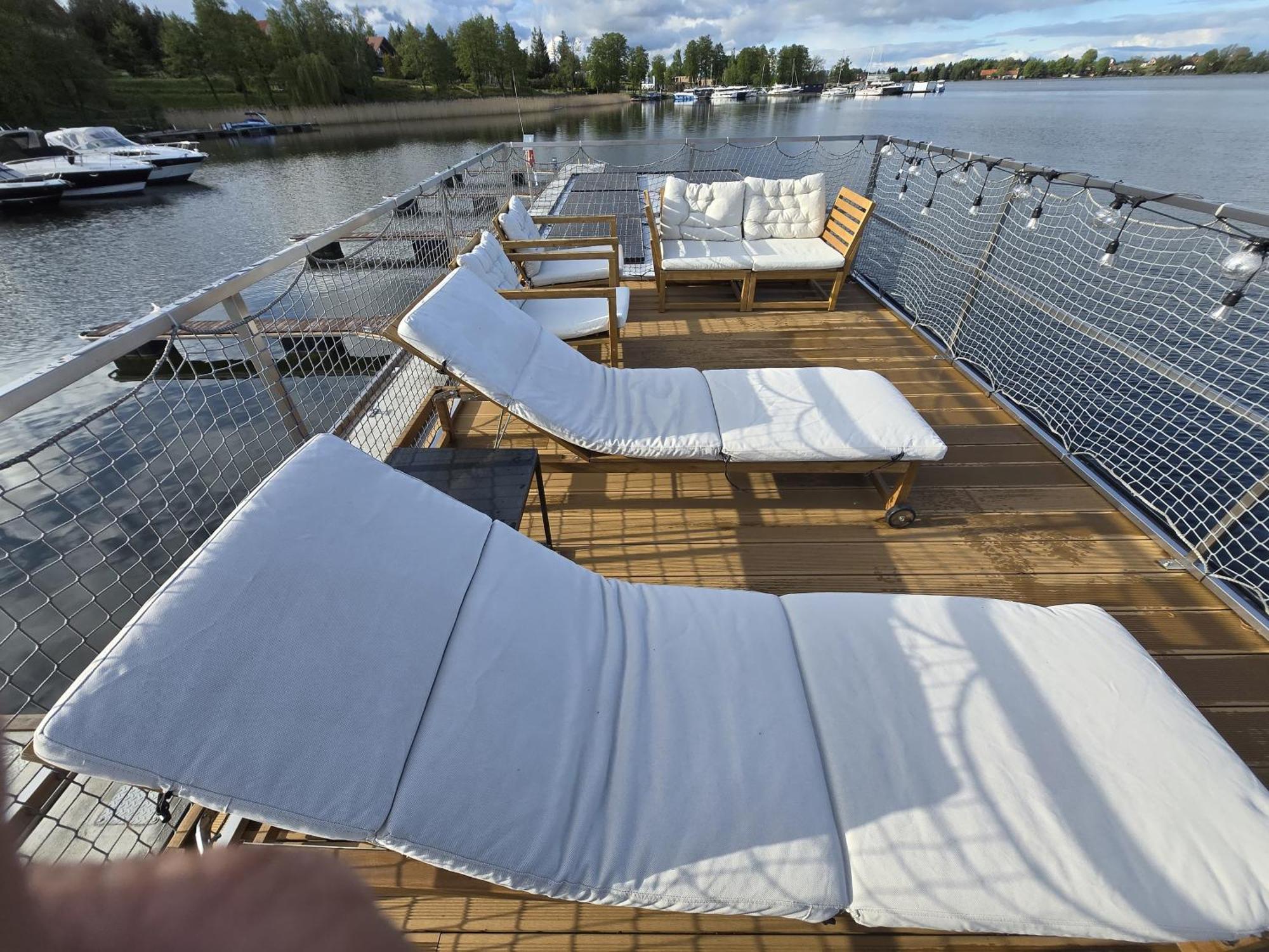 Domek Na Wodzie - Houseboat -Sauna, Taras Na Dachu, Dwie Sypialnie Mikołajki Екстериор снимка