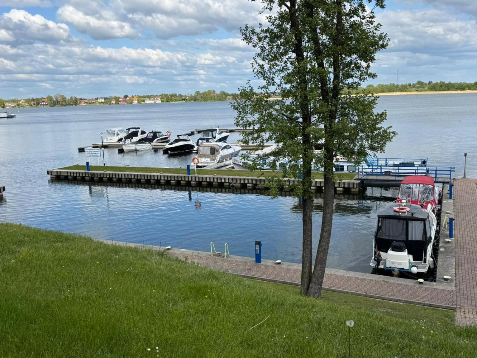 Domek Na Wodzie - Houseboat -Sauna, Taras Na Dachu, Dwie Sypialnie Mikołajki Екстериор снимка